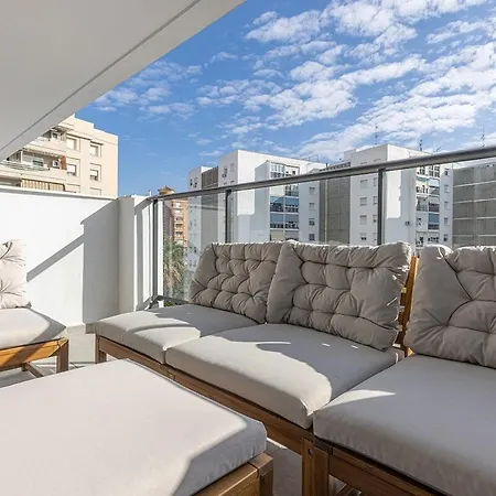 Charming 2 Bedroom Flat In Apartment Estepona